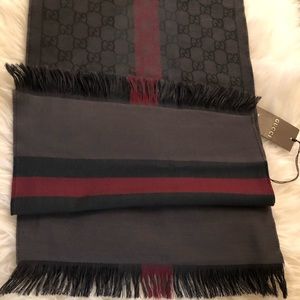 Gucci GG scarf
